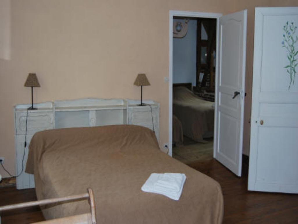 Bed and Breakfast Chez Francine Et Xavier Froissy  Екстер'єр фото