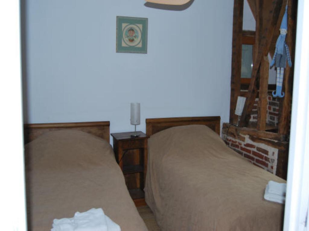 Bed and Breakfast Chez Francine Et Xavier Froissy  Екстер'єр фото